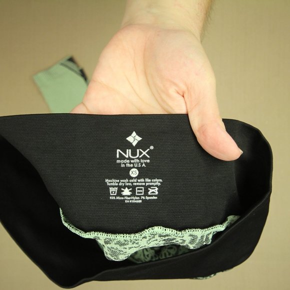 Nux Cropped Leggings Women's Size XS Pull On Green Black Activewear NWOT - Picture 7 of 7